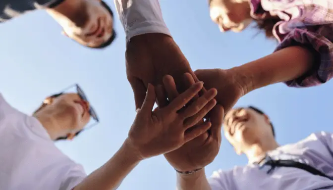 10 Ciri Lingkaran Pertemanan Sehat yang Mendukung Kesehatan Mental