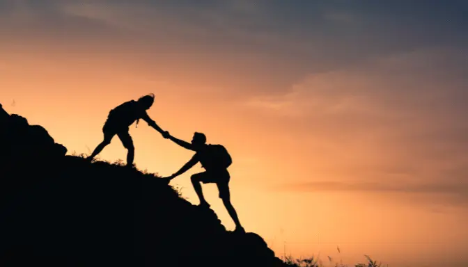 Cara Berhenti Membandingkan Diri dengan Orang Lain Agar Lebih Bahagia