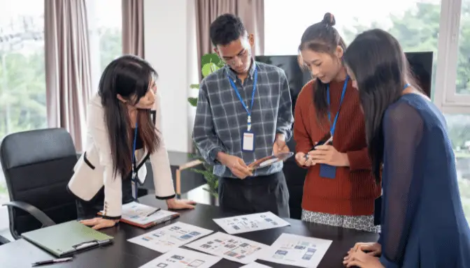 Memenangkan Hati Konsumen Lewat Strategi Creative Branding di Era Digital