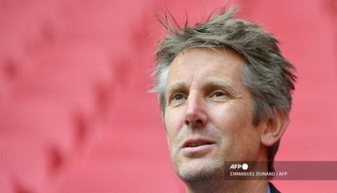 The Former MU Goalkeeper Was Rushed To The Hospital, And Van Der Sar Suffered A Brain Hemorrhage