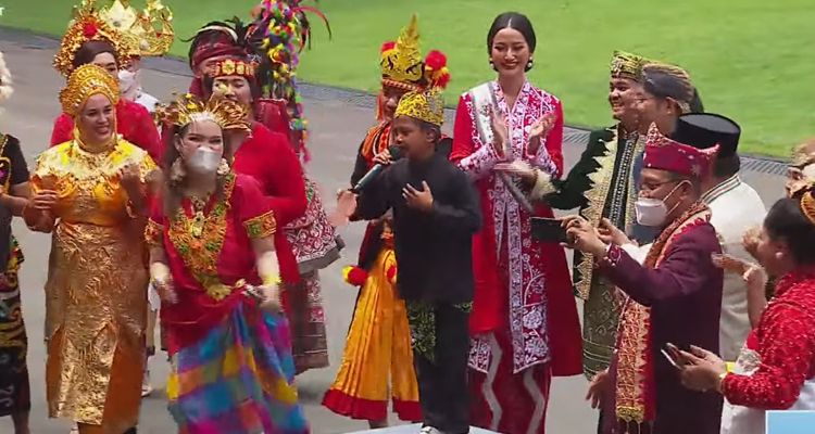 PROFIL Farel Prayoga, Penyanyi Cilik Banyuwangi Nyanyi Ojo Dibandingke Di Hadapan Jokowi