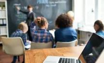 Dampak Teknologi Terhadap Pendidikan: Perubahan atau Ancaman?