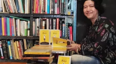 Andrea Hirata: Penulis yang Menginspirasi Generasi Muda Indonesia